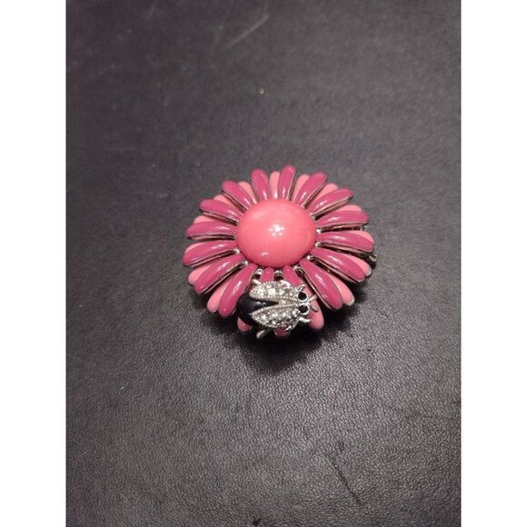 *Sale* Pink flower with ladybug ring - Picture 6 of 9